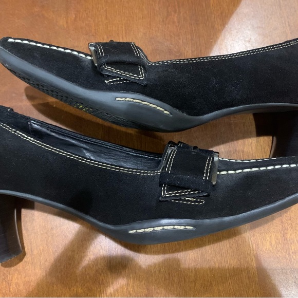 Aerosoles “Road Snap” black suede heels - 10 - Picture 6 of 10